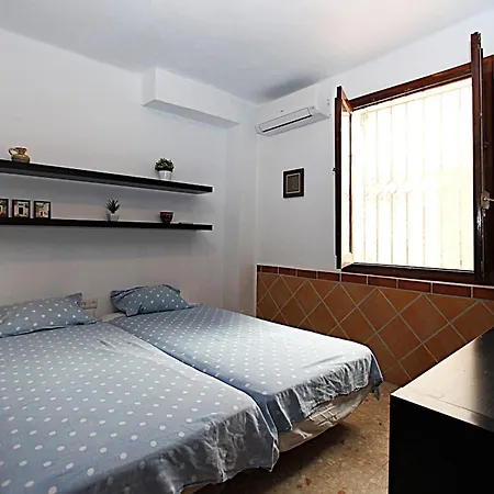 13 Calle Isabel Villa Nerja